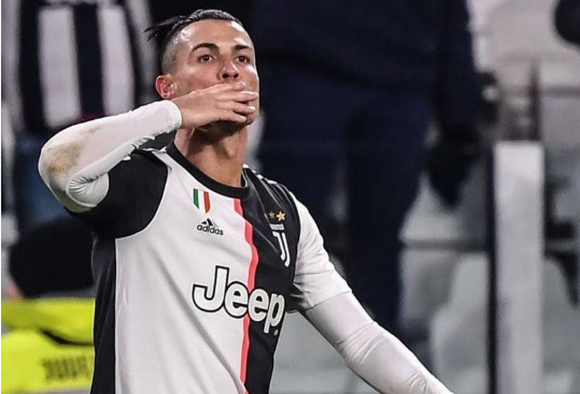 九游娱乐-浓眉哥连续五场比赛得分超过挺进下一轮，尤文图斯挑战极限！的简单介绍